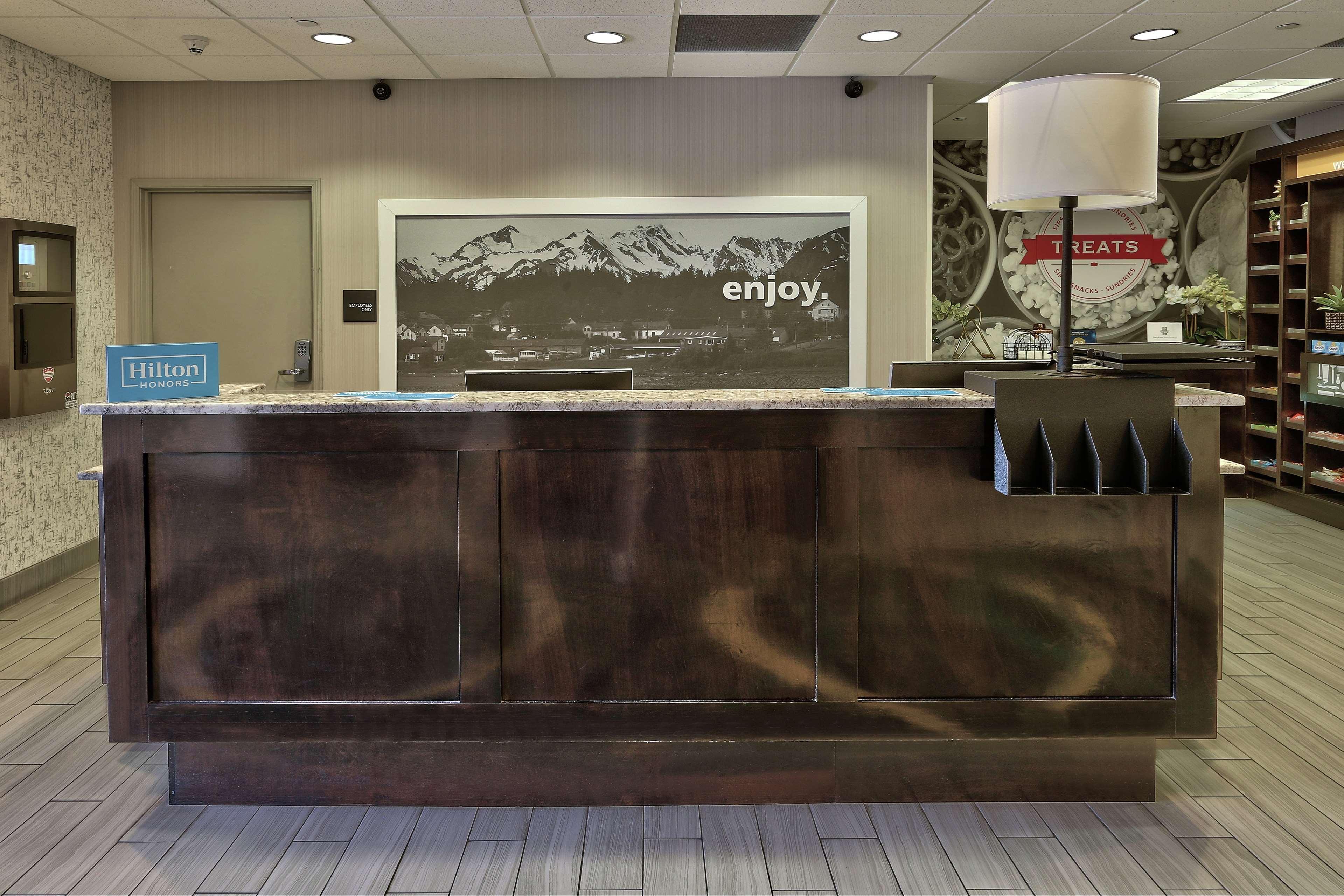 Hampton Inn & Suites Albuquerque Airport Buitenkant foto