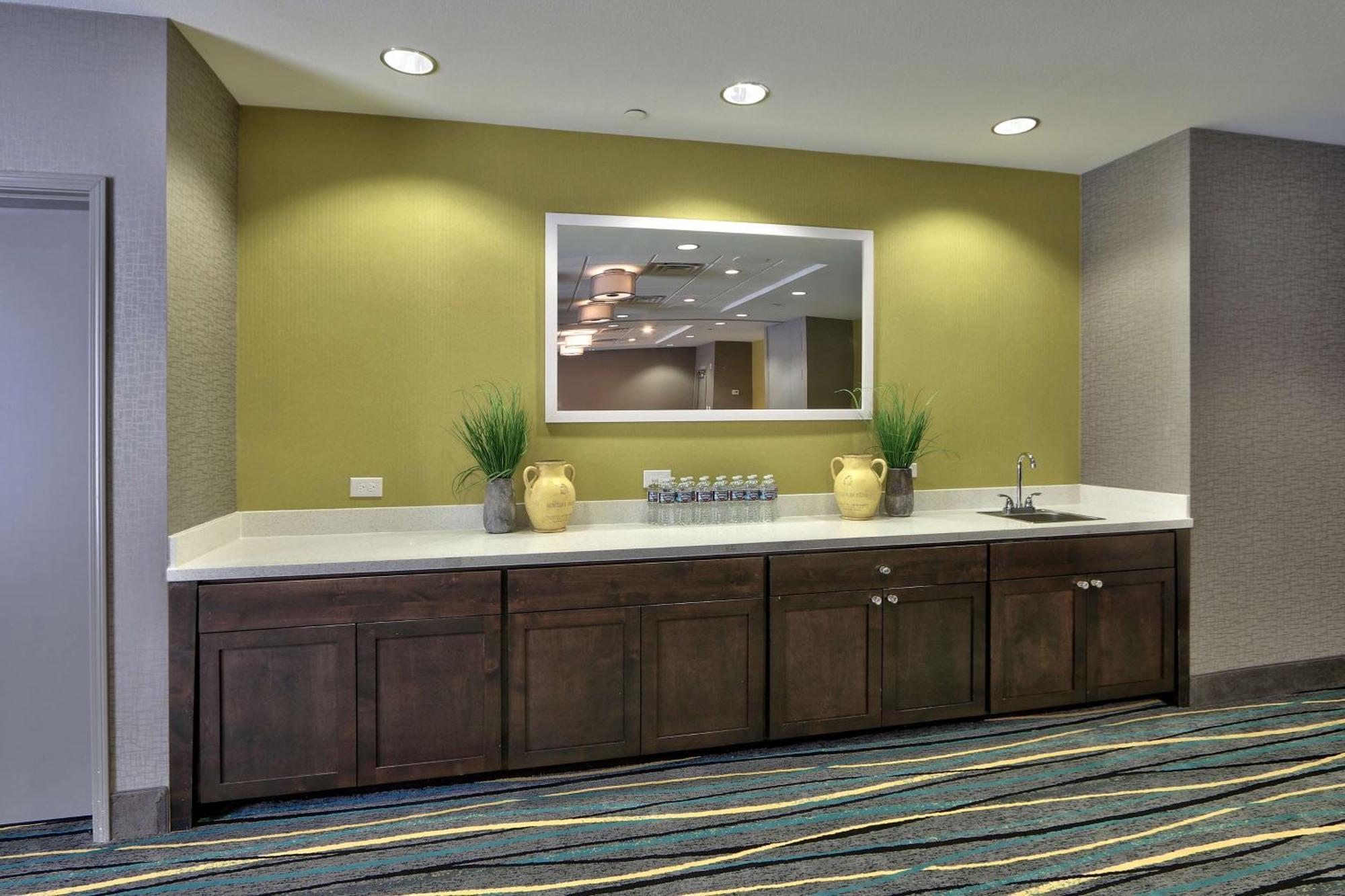 Hampton Inn & Suites Albuquerque Airport Buitenkant foto