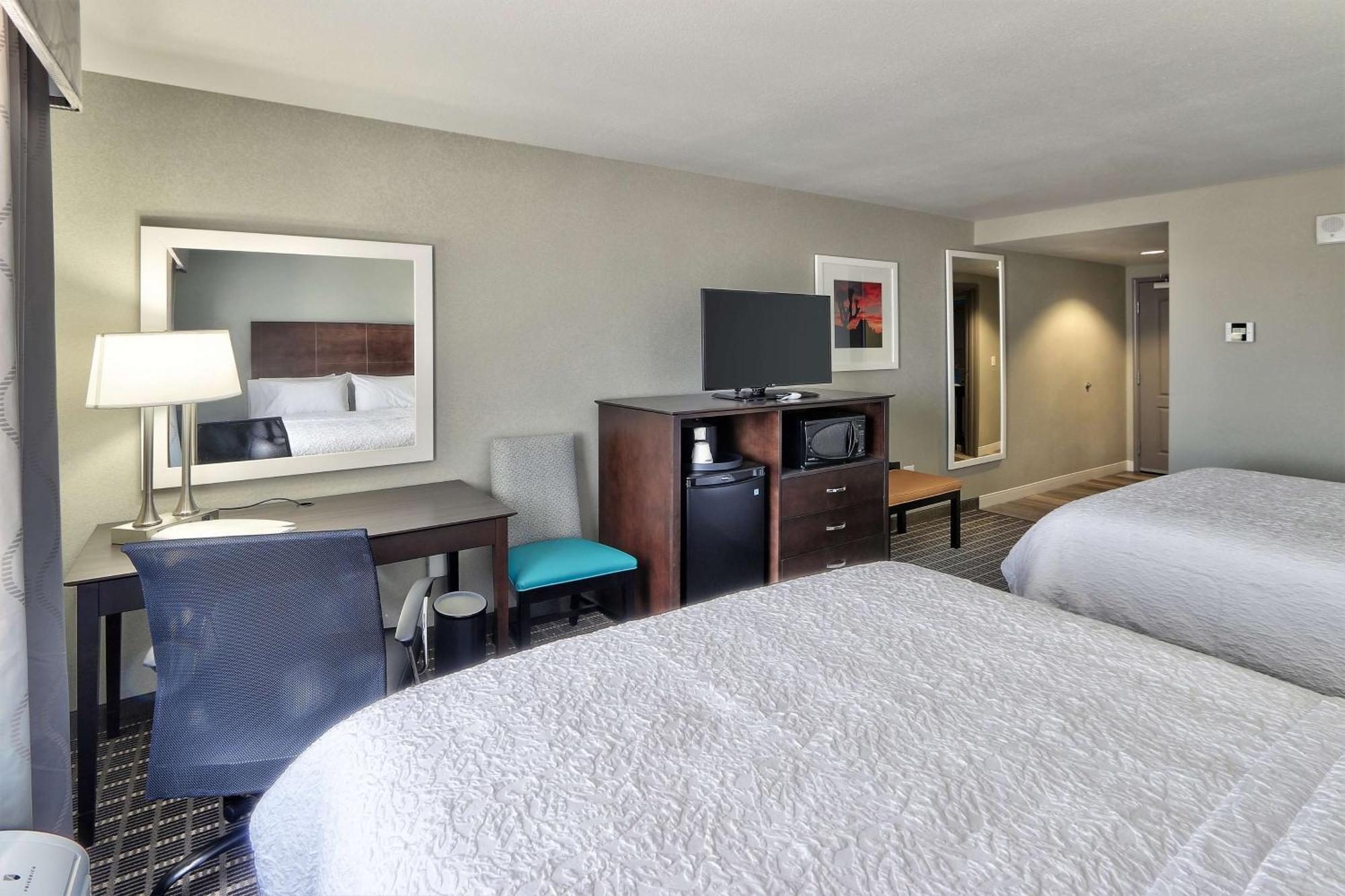 Hampton Inn & Suites Albuquerque Airport Buitenkant foto