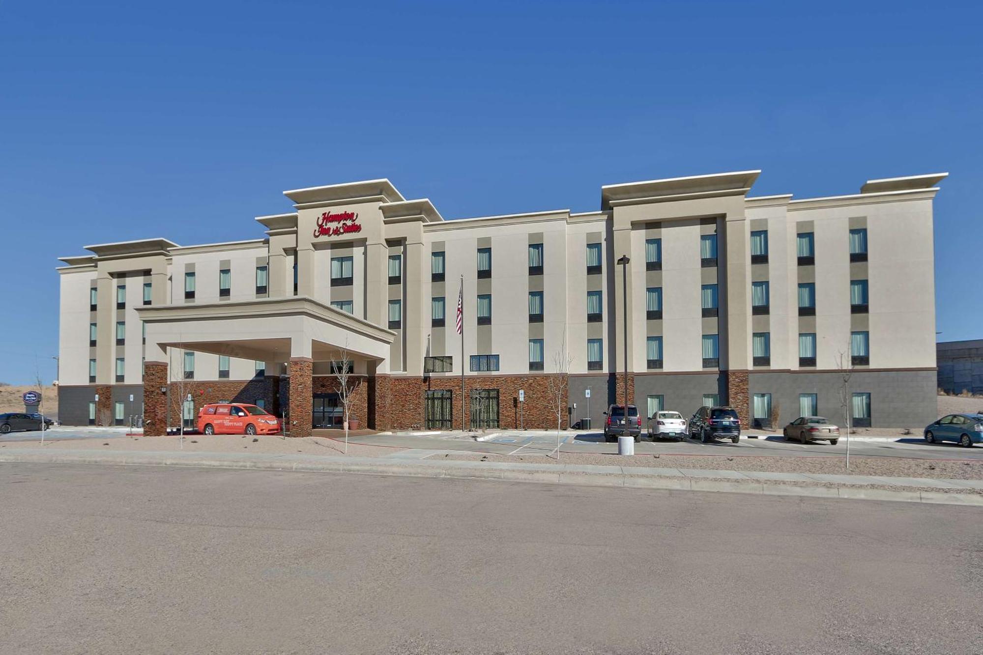 Hampton Inn & Suites Albuquerque Airport Buitenkant foto