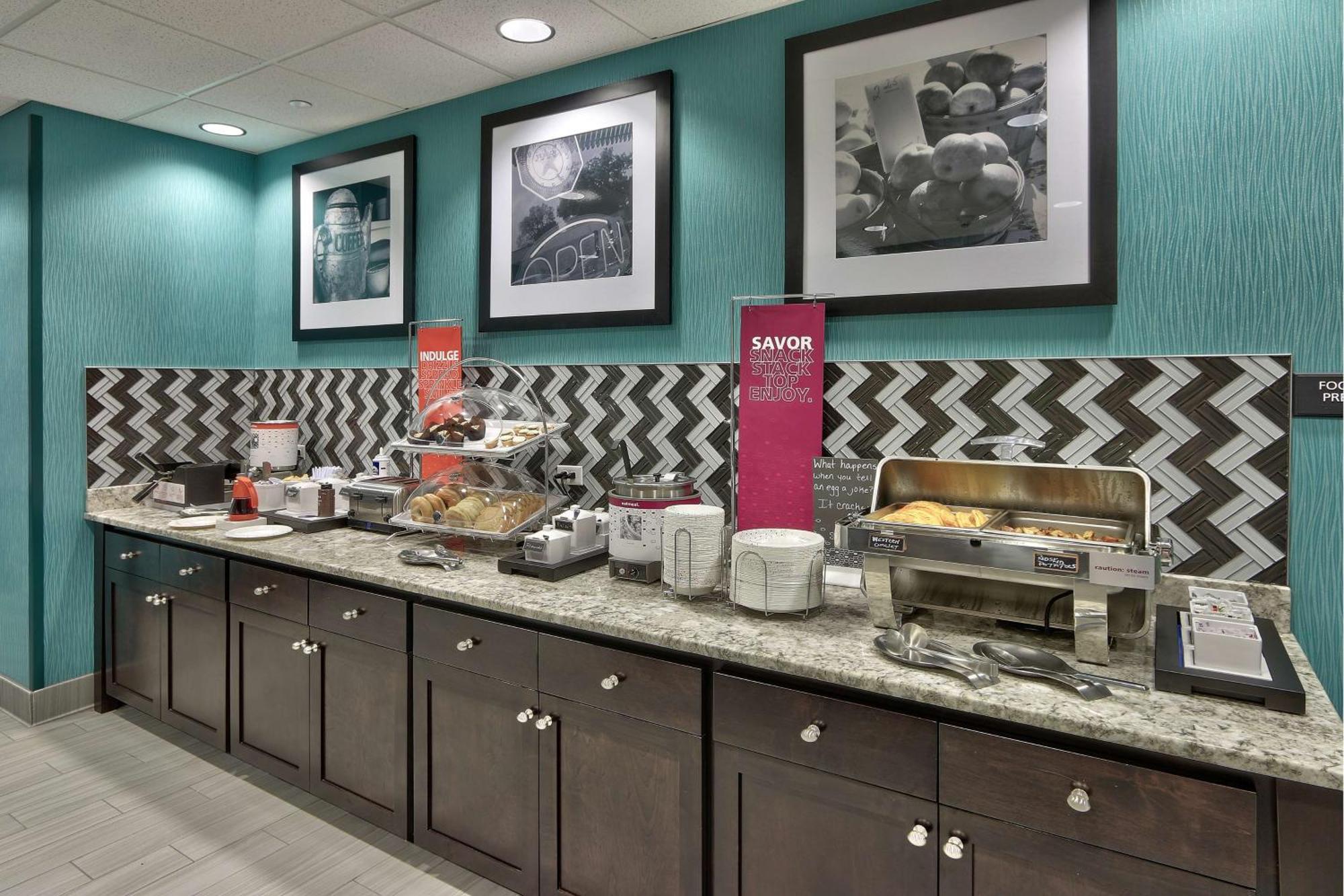 Hampton Inn & Suites Albuquerque Airport Buitenkant foto