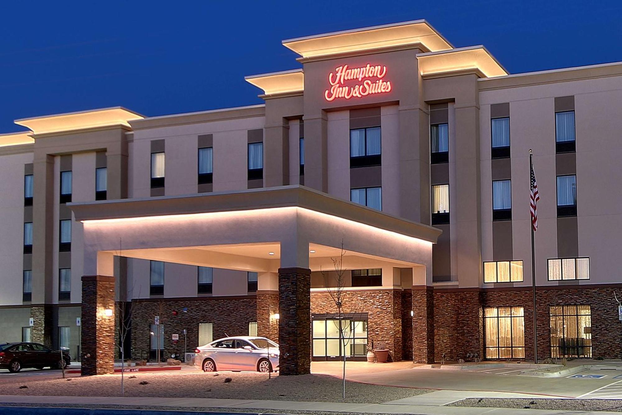 Hampton Inn & Suites Albuquerque Airport Buitenkant foto